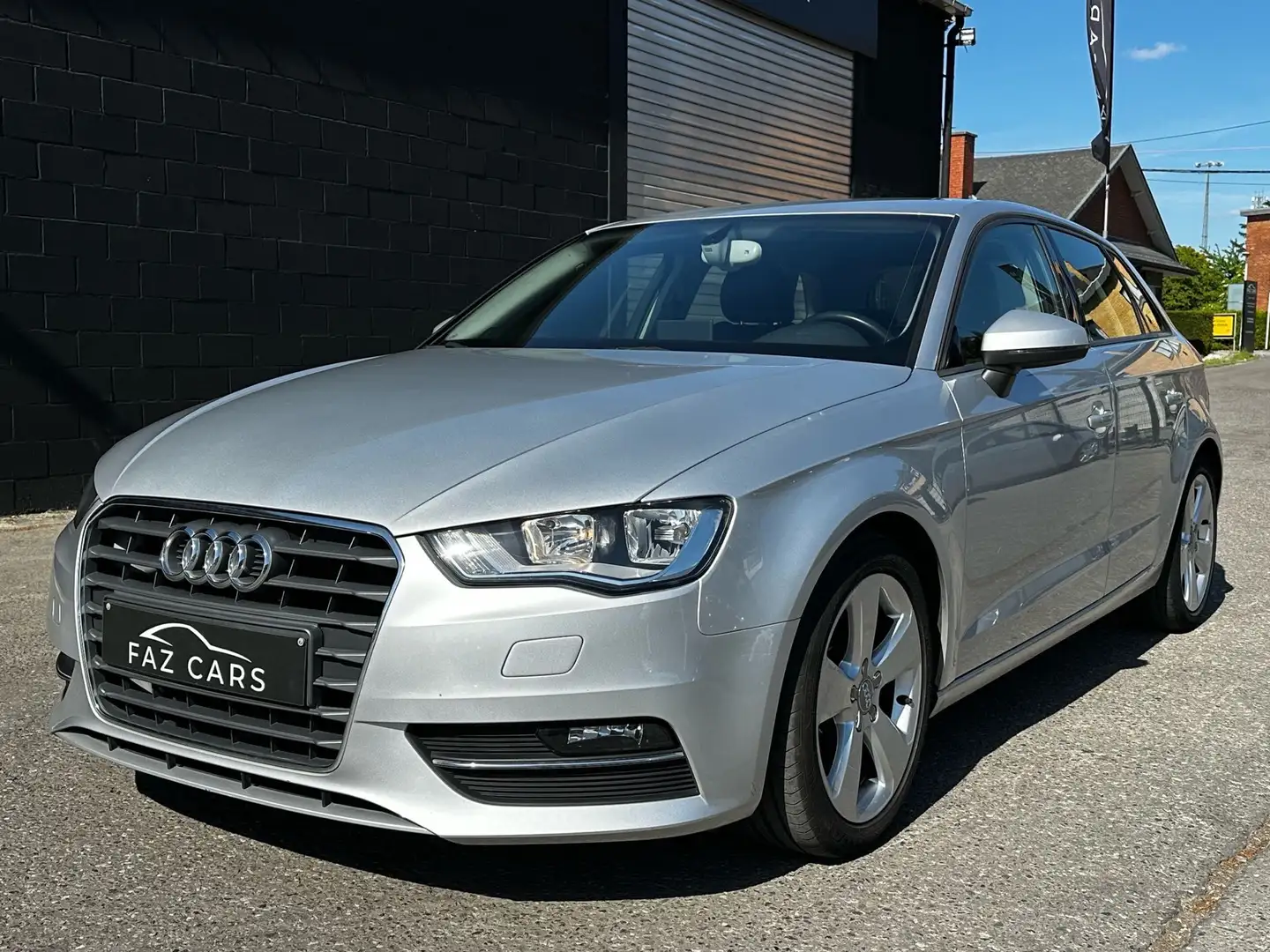 Audi A3 * RESERVÉ * Gri - 1