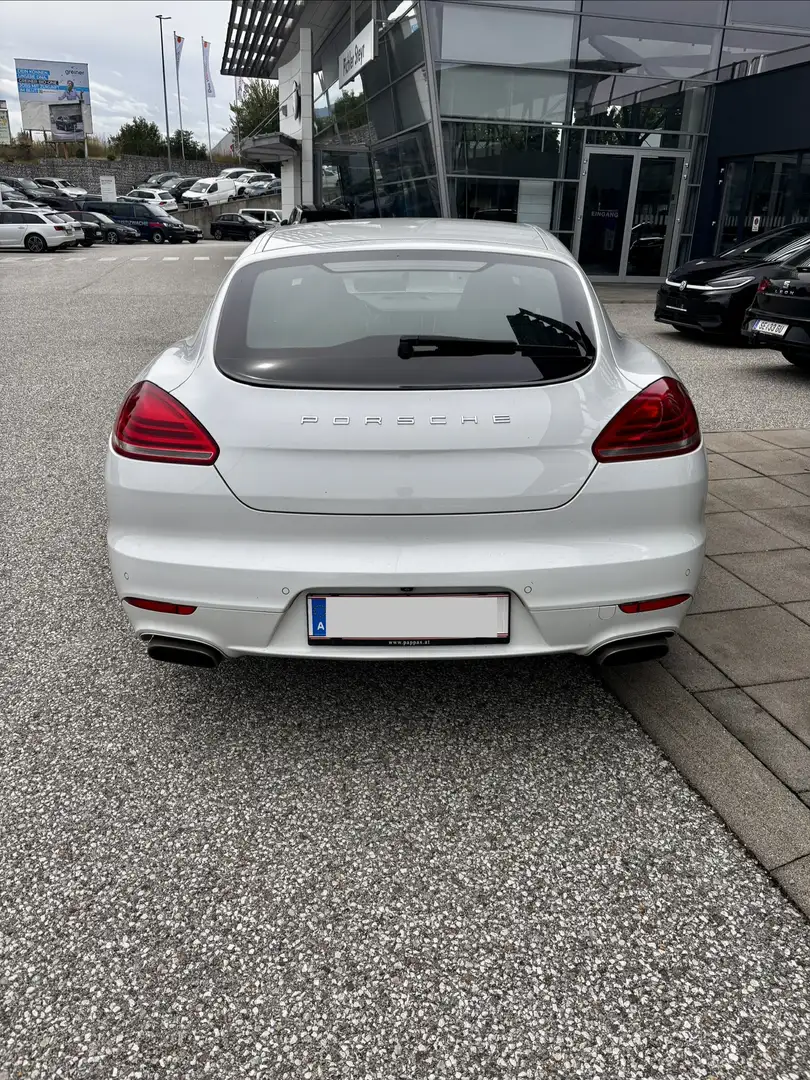 Porsche Panamera 4 DSG Weiß - 2