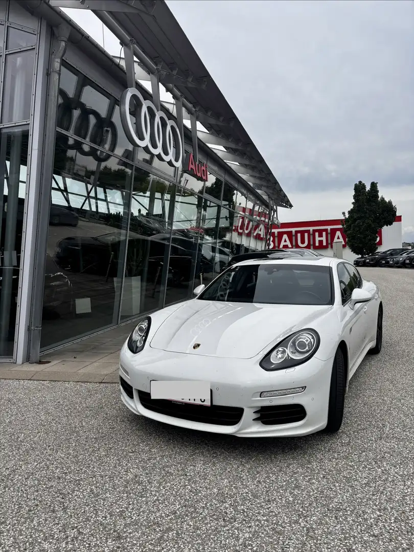 Porsche Panamera 4 DSG Weiß - 1