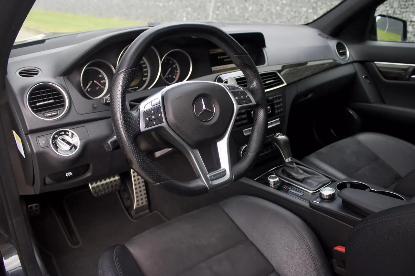 Mercedes-Benz C 63 AMG Grijs - 2