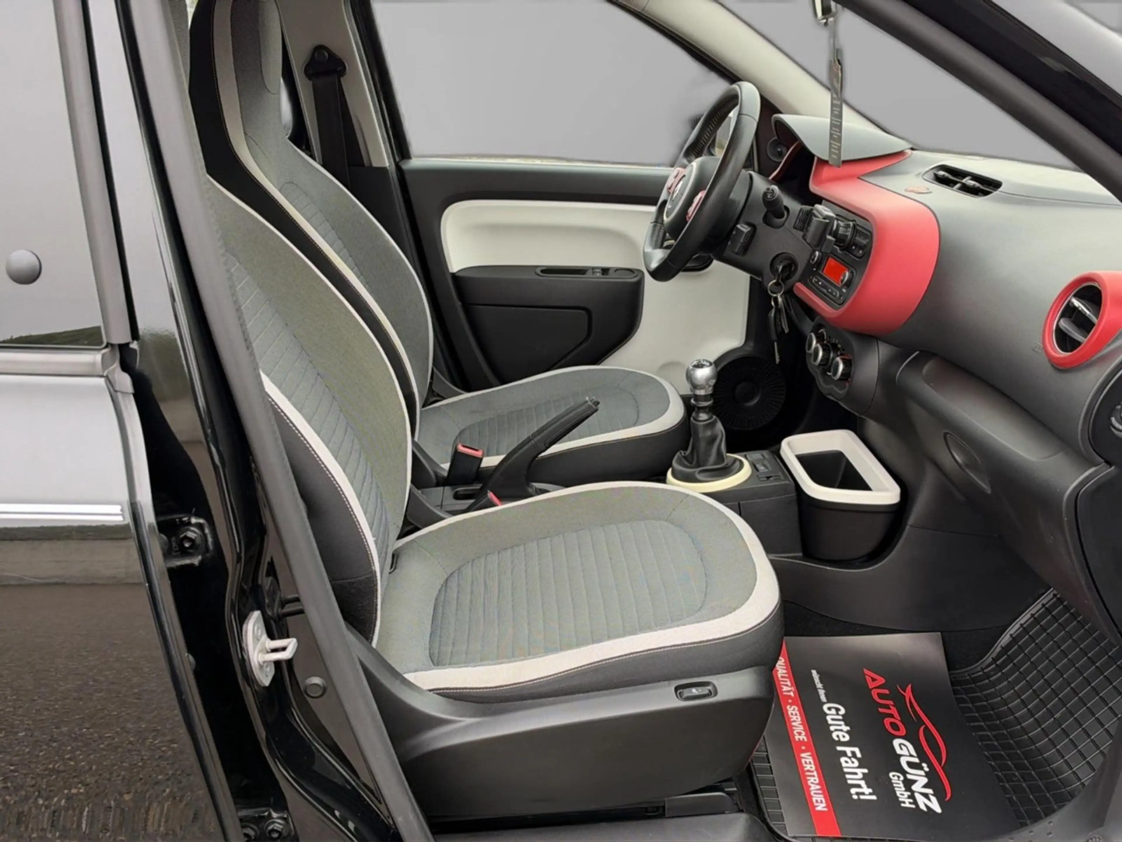 Renault Twingo Liberty *Klima-SHZ-Tempomat* — photo 14