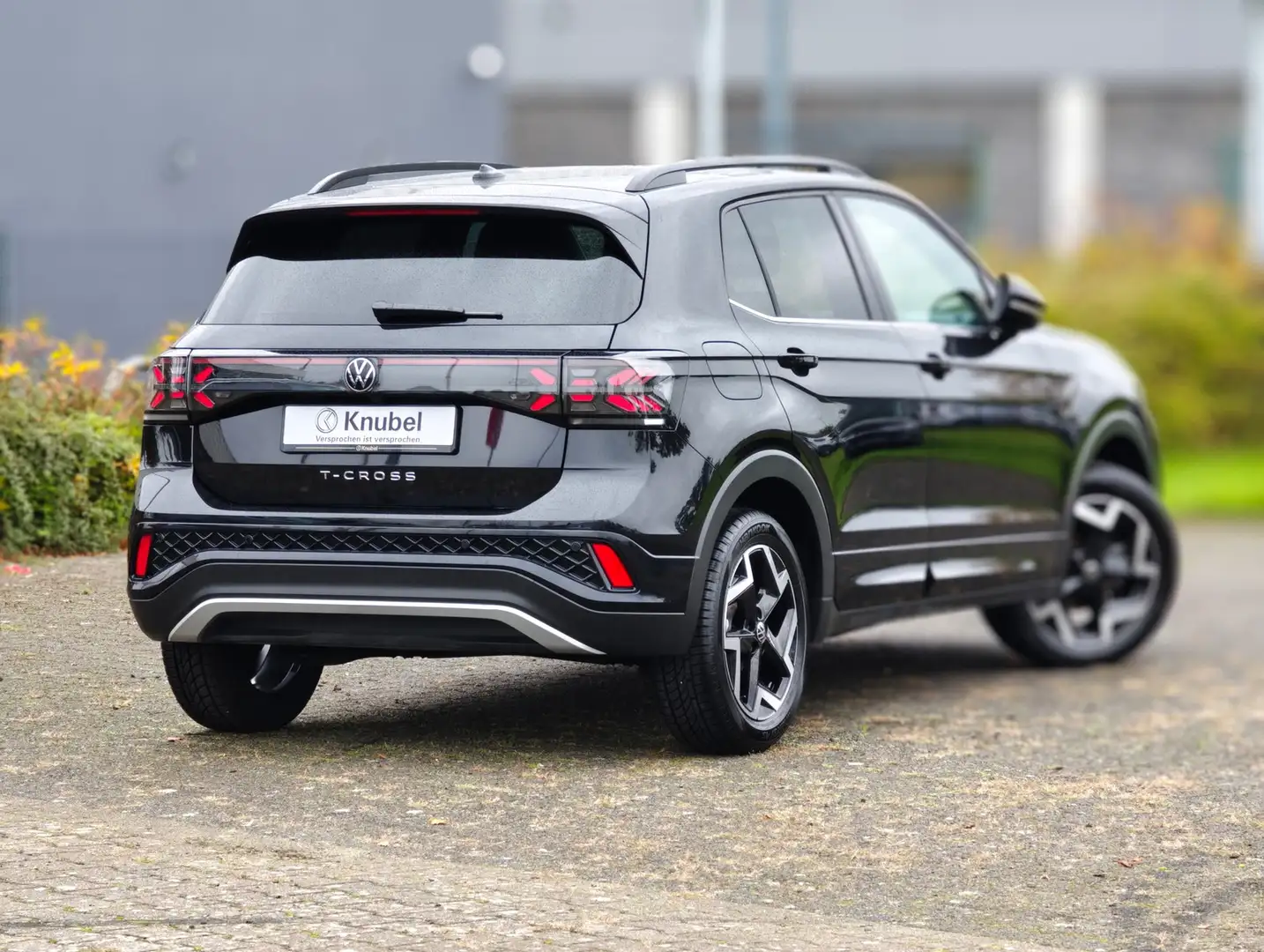 Volkswagen T-Cross R-Line 1.5 TSI DSG AHK*Matrix*Nav*ACC*SHZ* Schwarz - 2