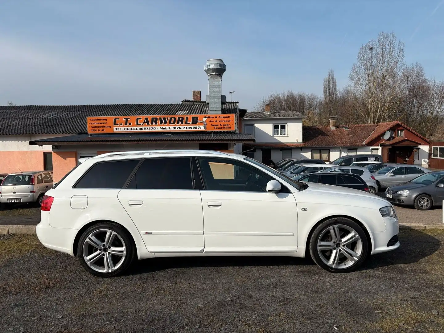 Audi A4 AVANT 2.7 TDI S-LINE / SITZHEIZUNG / KLIMA Weiß - 2