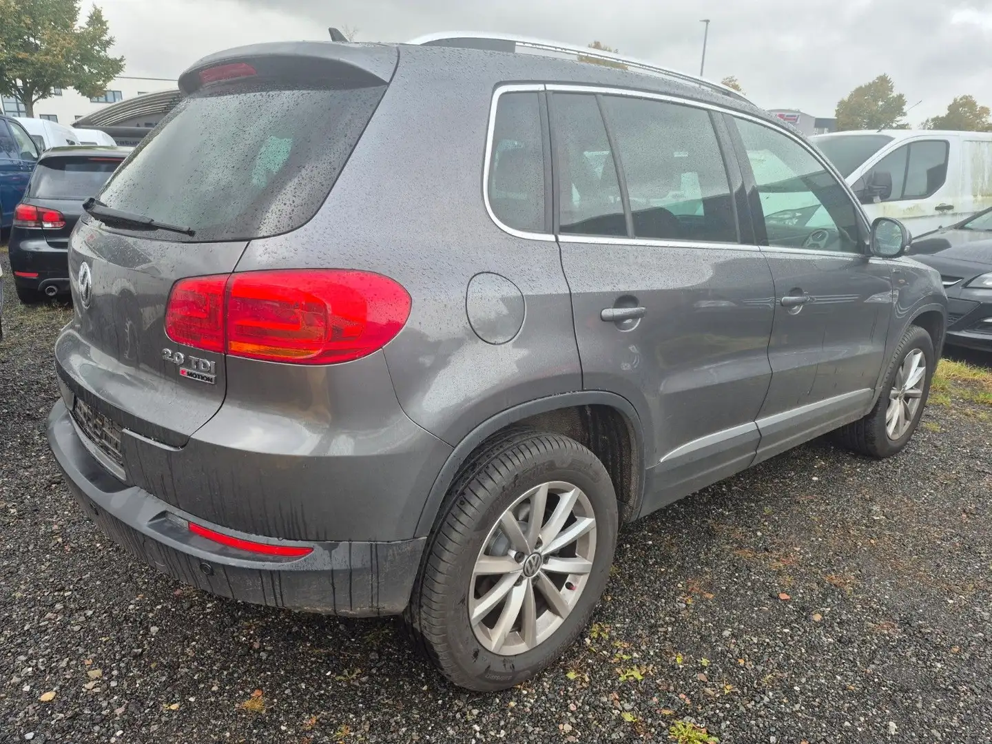 Volkswagen Tiguan 2.0 TDI Lounge Sport & Style BMT 4Motion Gris - 2