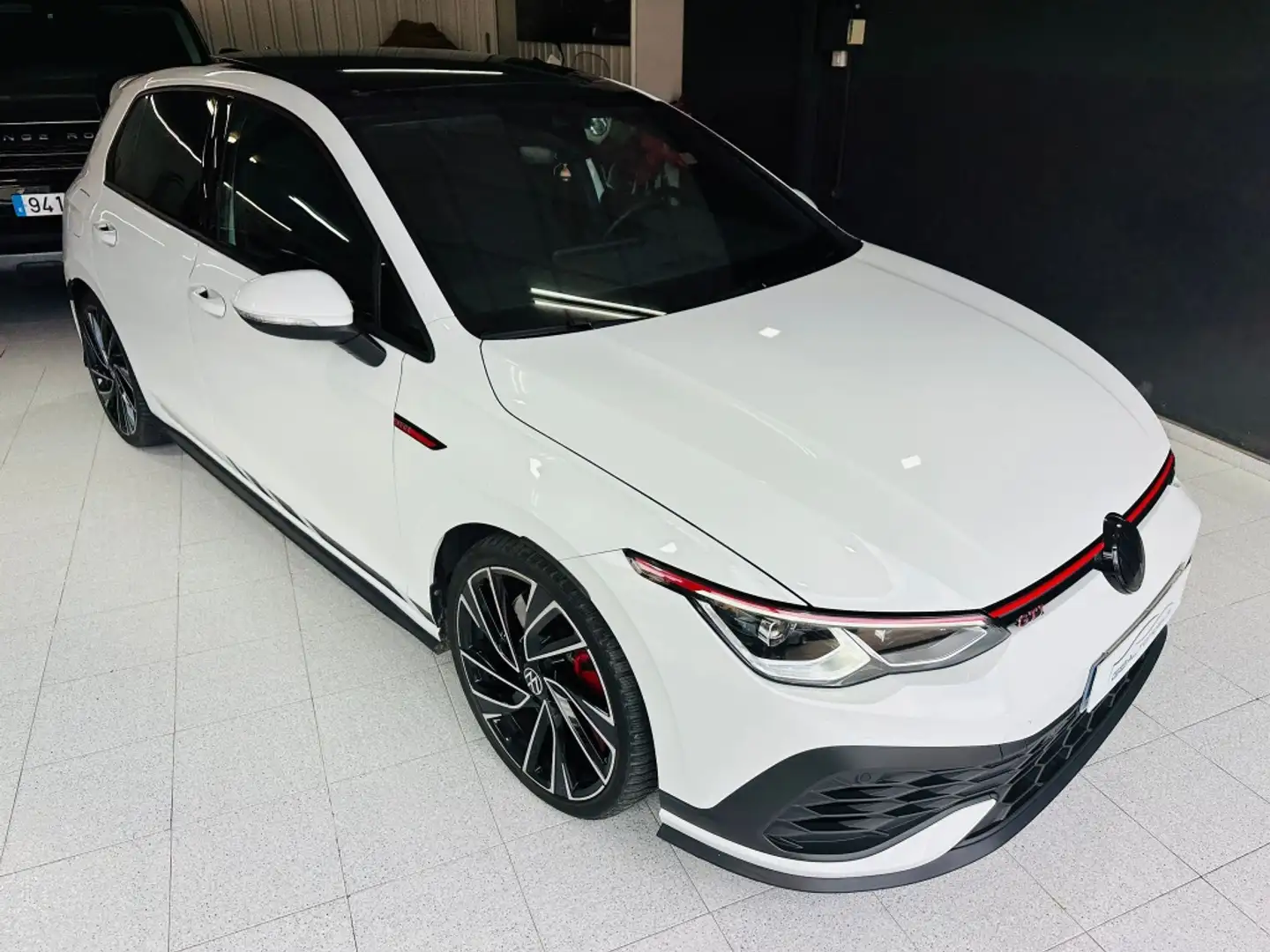 Volkswagen Golf GTI 2.0 TSI Clubsport DSG 221kW Weiß - 2