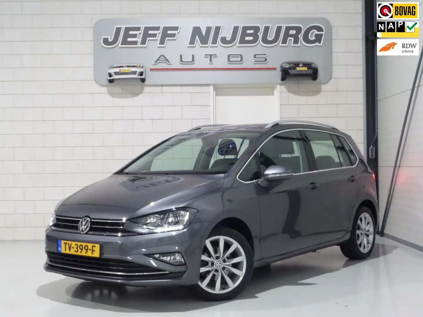 Volkswagen Golf Sportsvan 1.0 TSI DSG Highline "Origineel NL!" 1e eigenaar! Grijs - 1