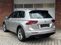Volkswagen Tiguan R-Line Panorama Virtual-Cockpit Gris - thumbnail 5