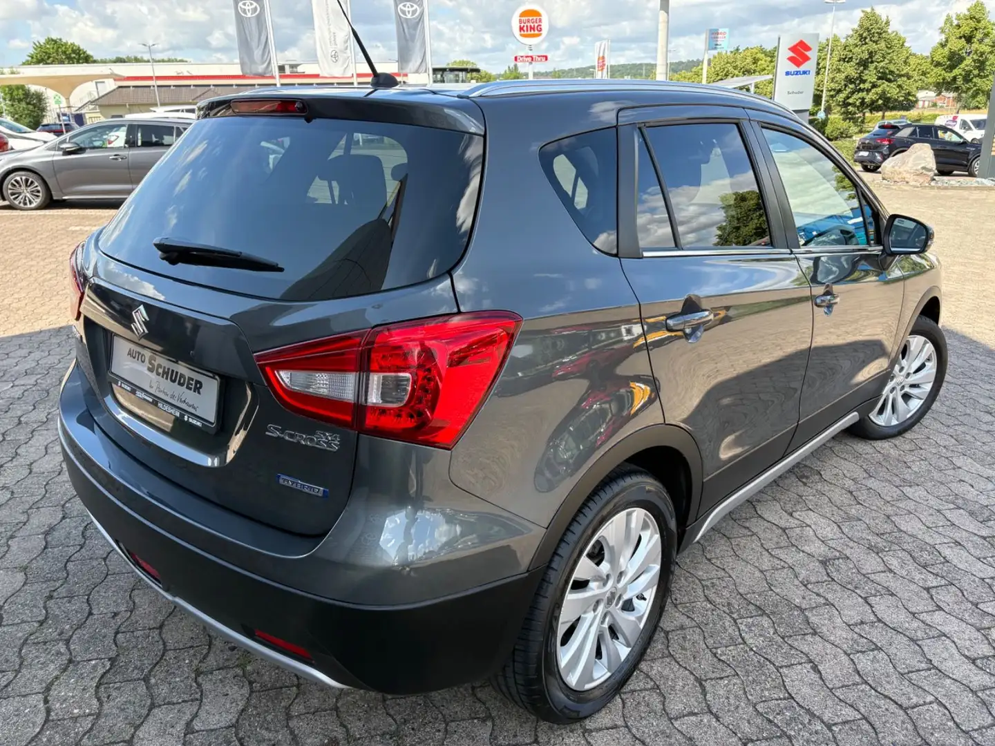 Suzuki SX4 S-Cross Comfort **NAVI** Grau - 2