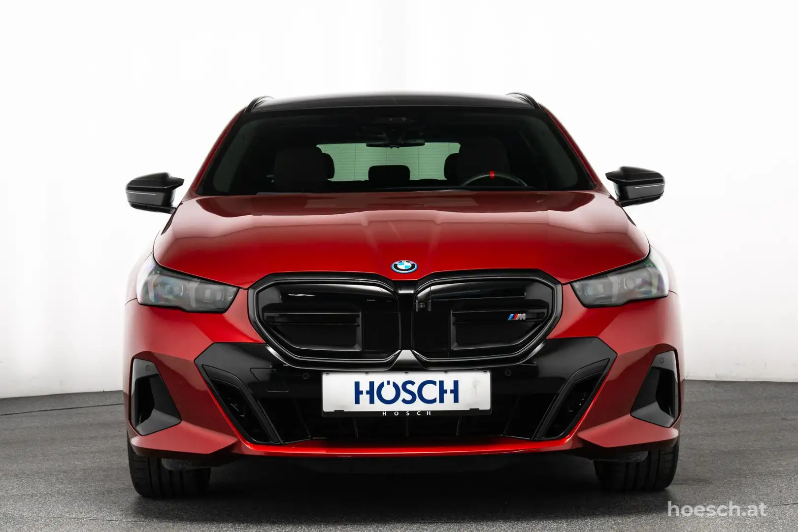 BMW i5 M60 xDrive Touring CARBON PANO 21" AHK B&W -40% Rot - 2