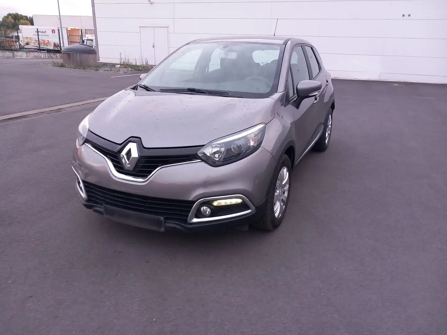Renault Captur 1.5 dCi Gris - 2