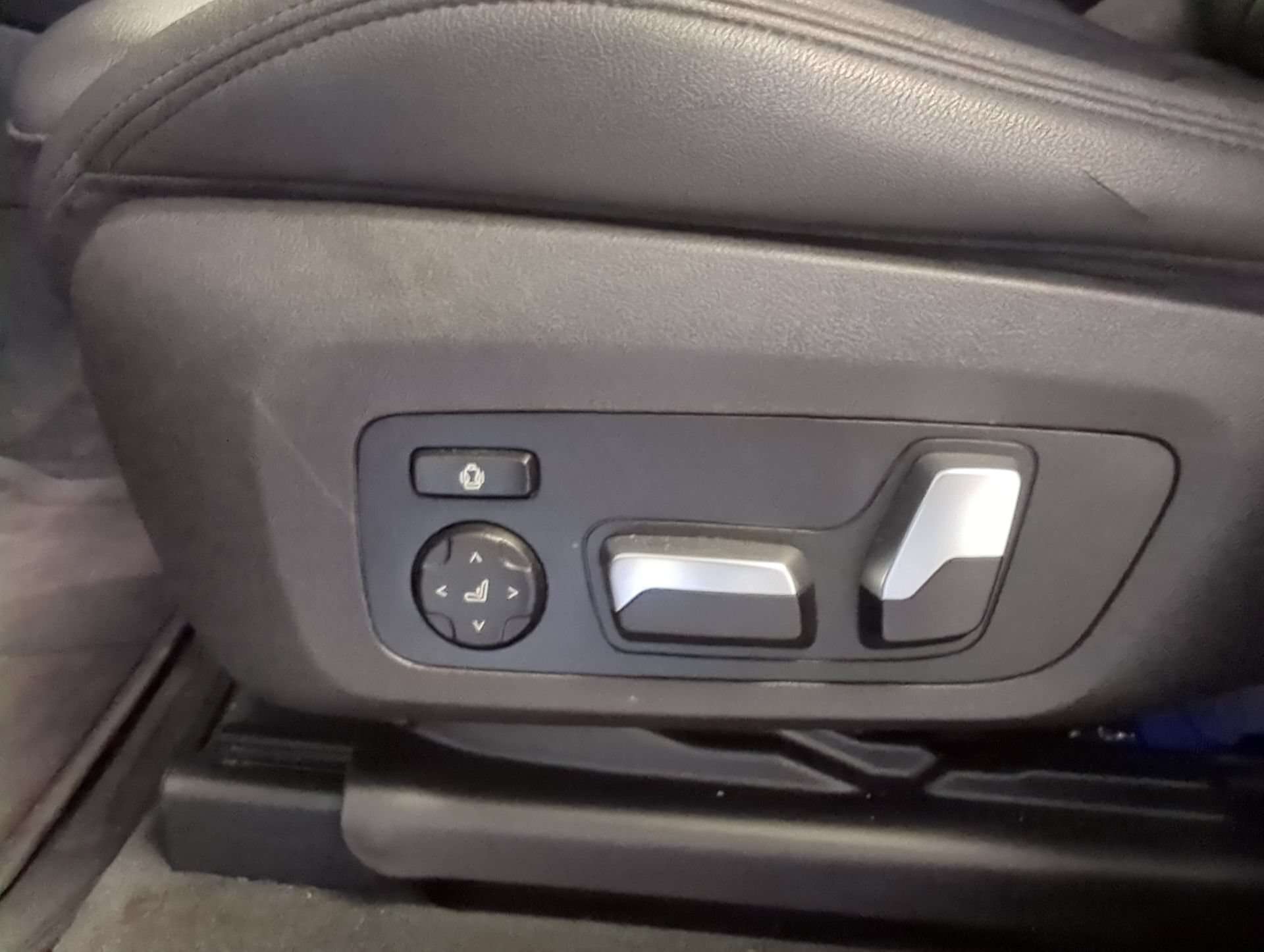 2019 BMW X3 2,000 cc 4 cyl thumb 12