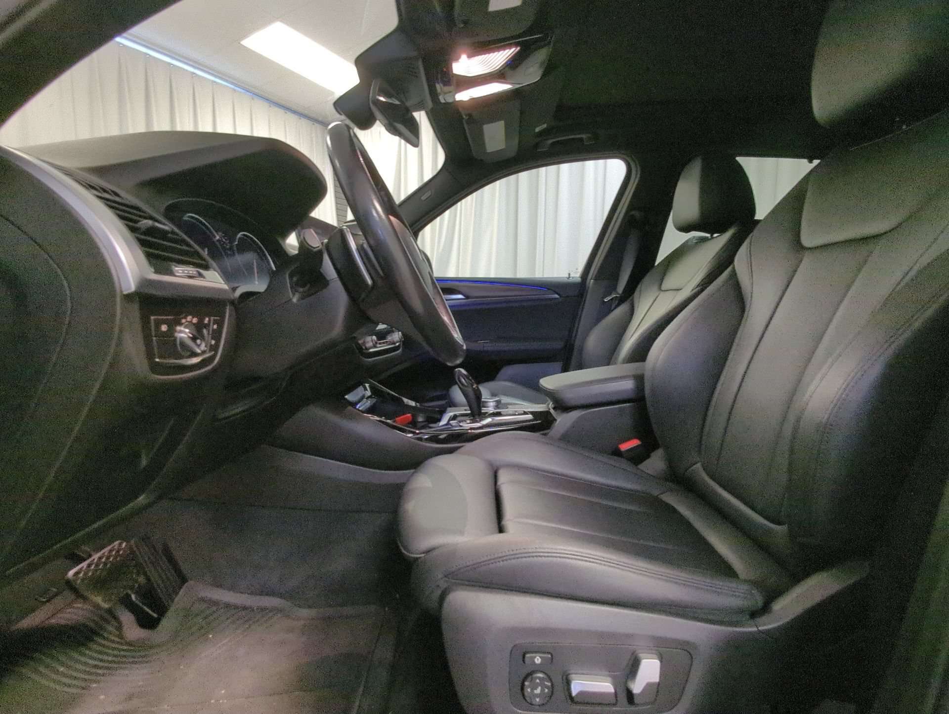 2019 BMW X3 2,000 cc 4 cyl thumb 11