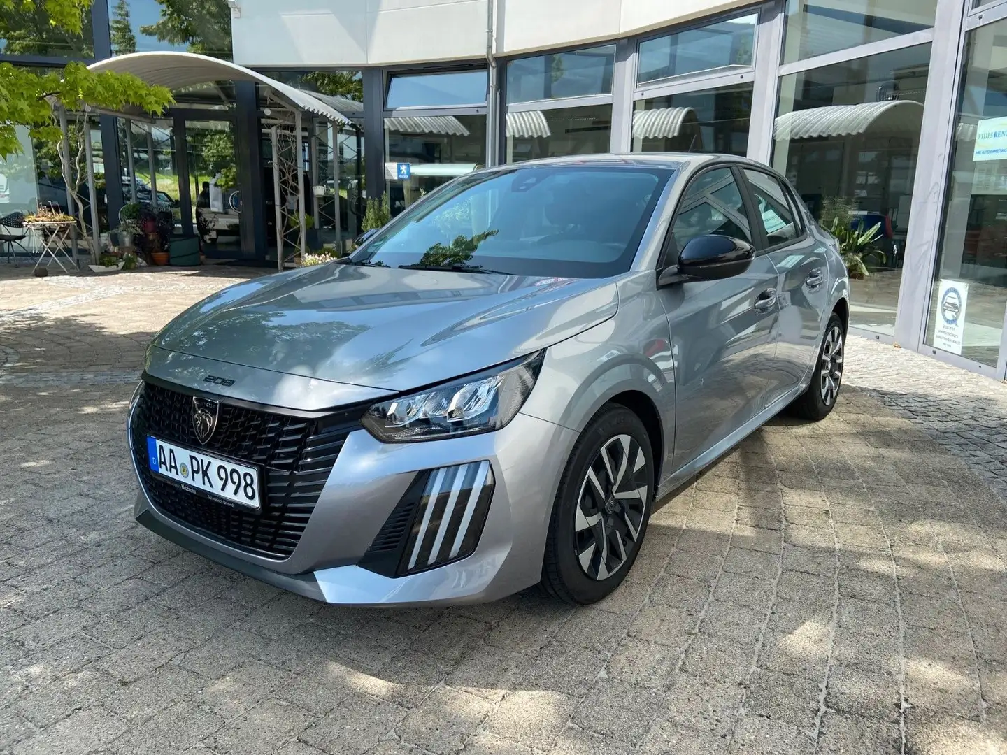 Peugeot 208 Active Grijs - 1