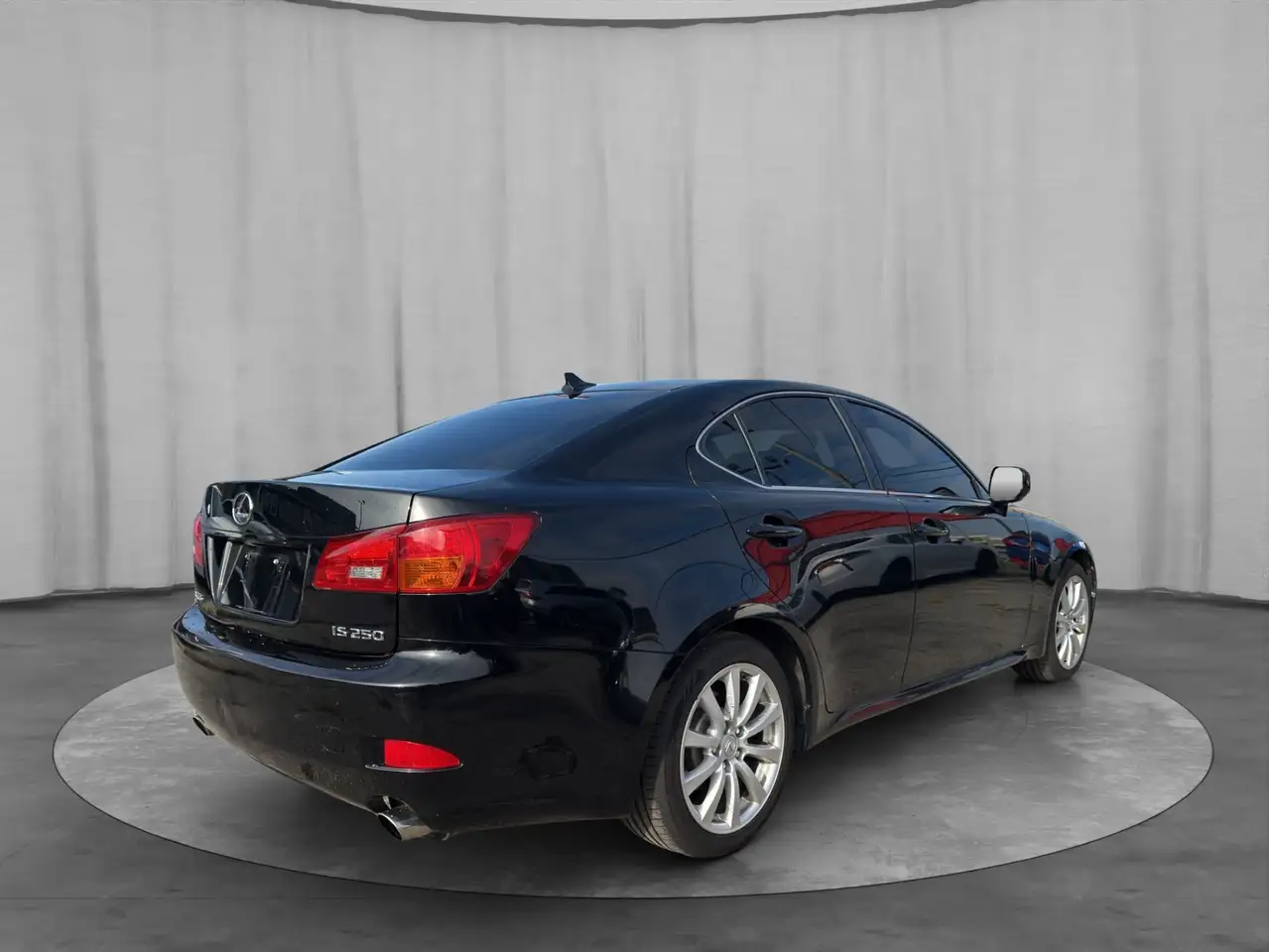 Lexus IS photo Lexus IS