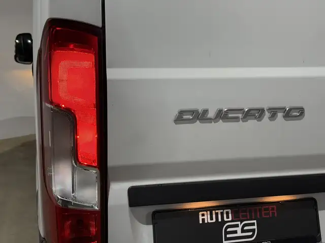Fiat Ducato view 11