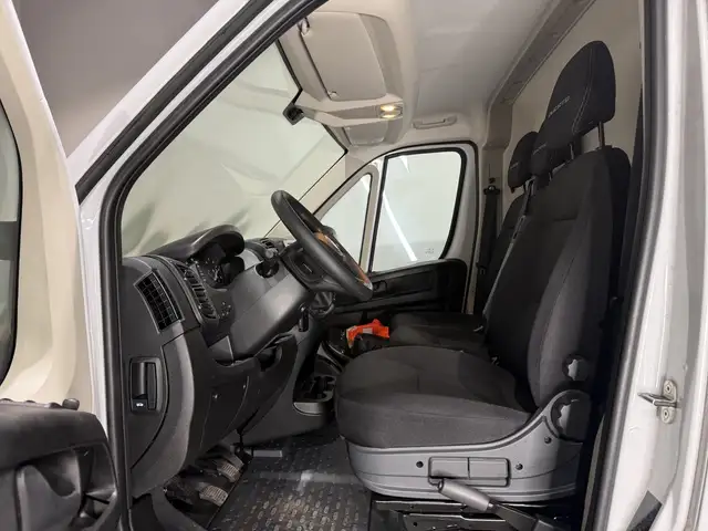 Fiat Ducato view 15