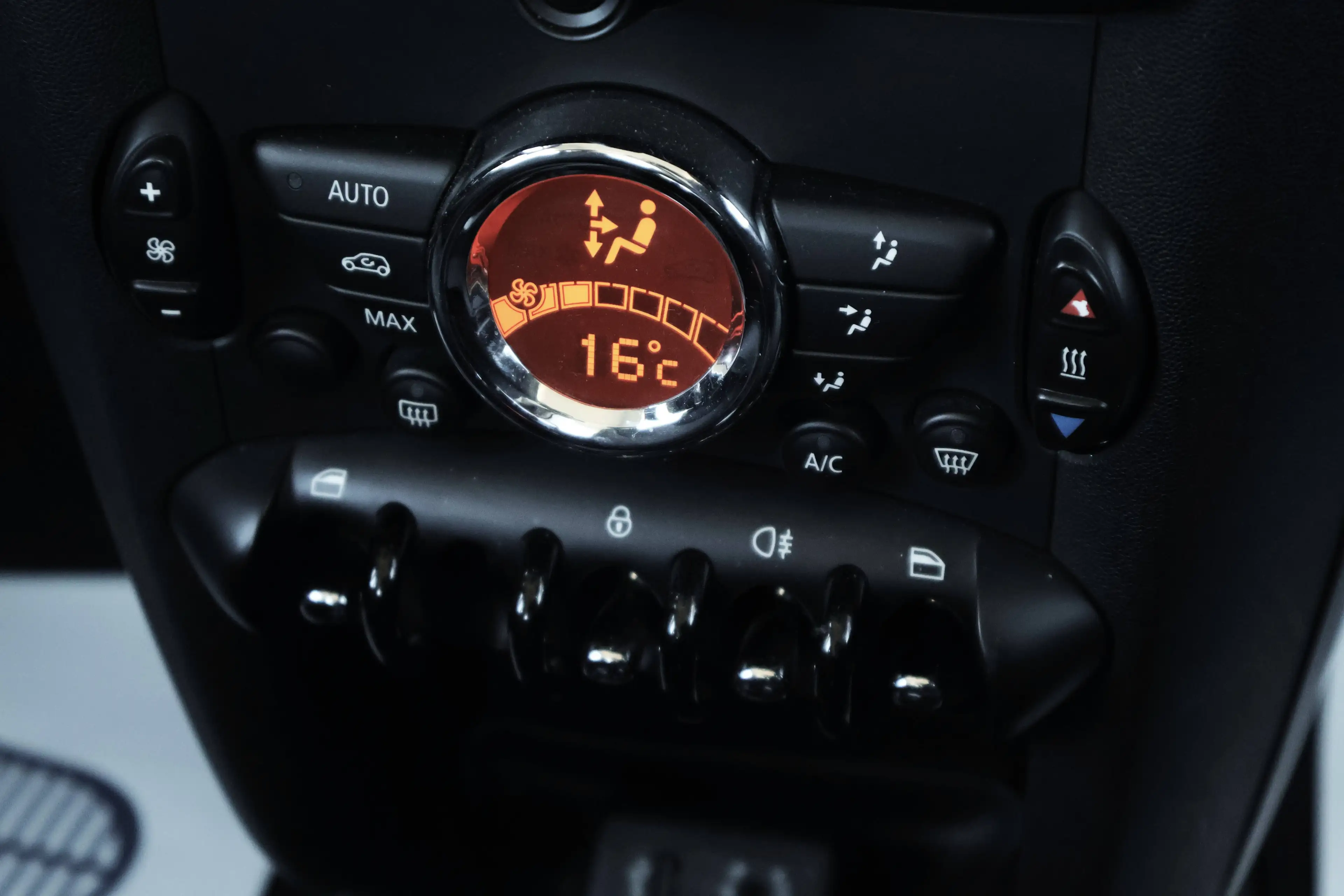 MINI One D Mini 1.6 D One Airco CruiseC Garantie* — photo 12