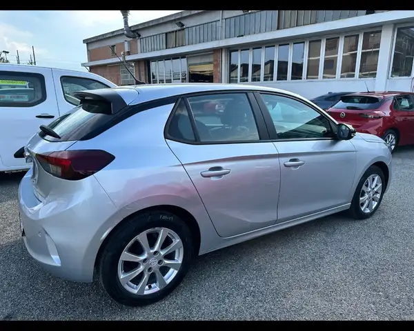 Opel Corsa view 5