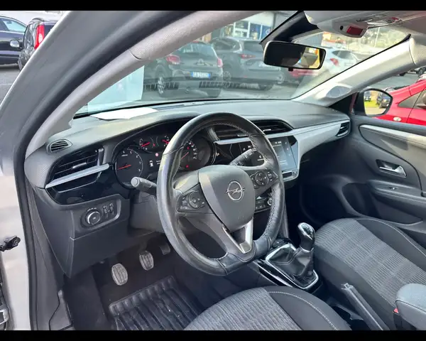 Opel Corsa view 8