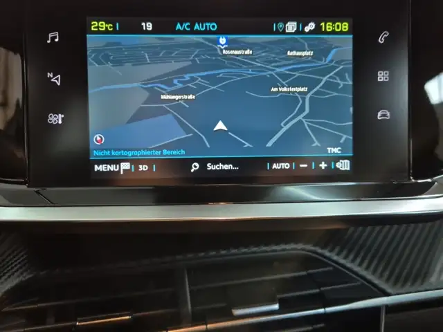 Peugeot 2008 view 17