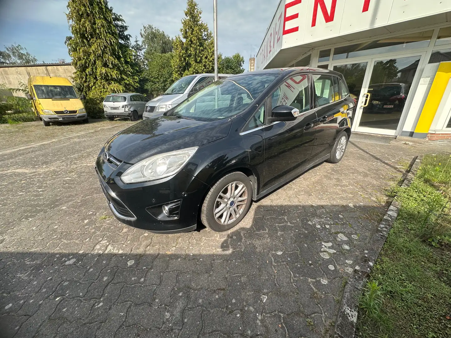 Ford Grand C-Max Titanium Schwarz - 2