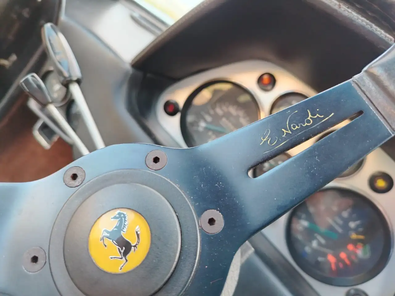 Ferrari 208 2.0 GTB, foto 12