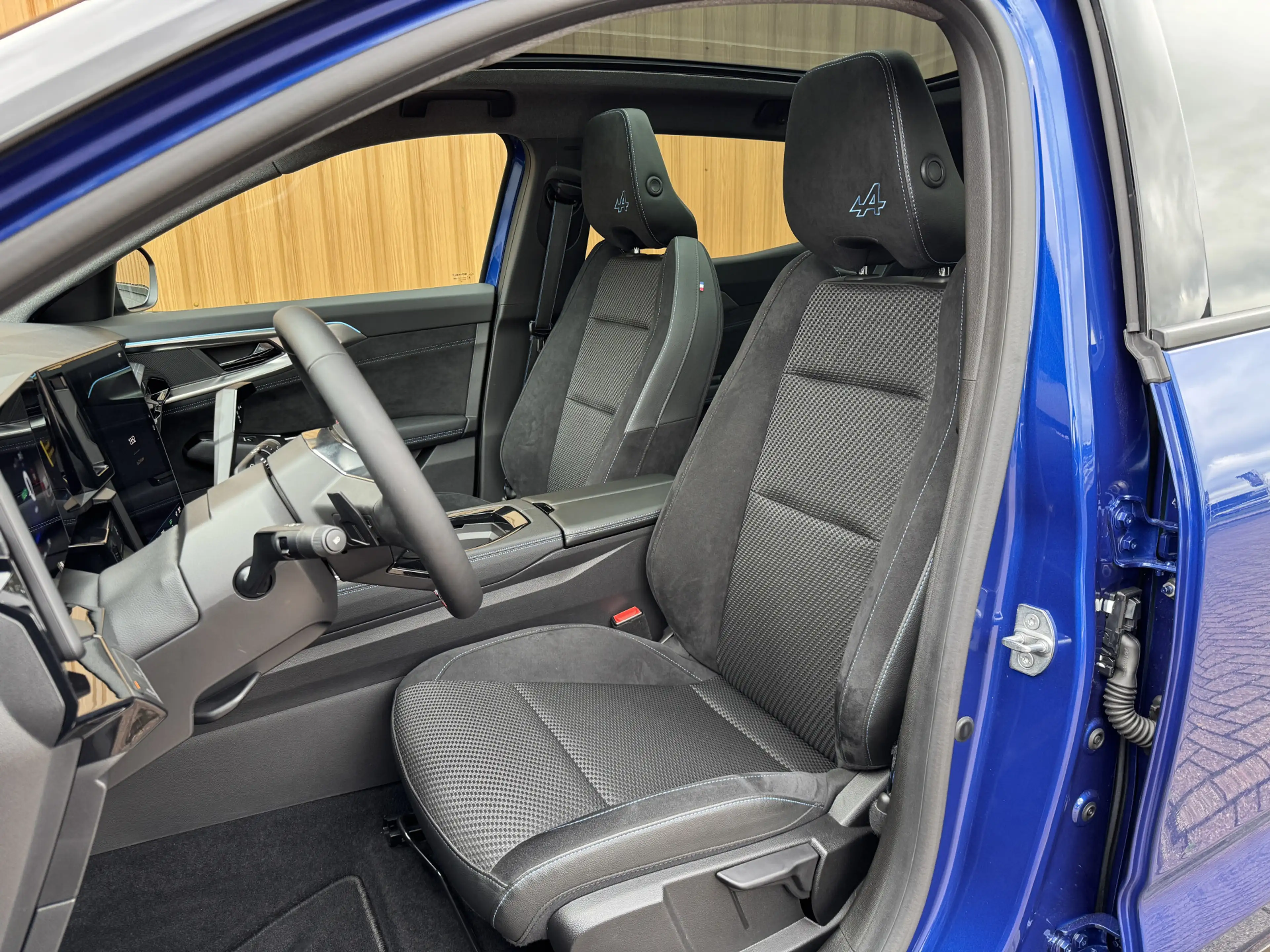Renault Austral 1.2 E-Tech full hybrid 200 techno esprit Alpine | — photo 10