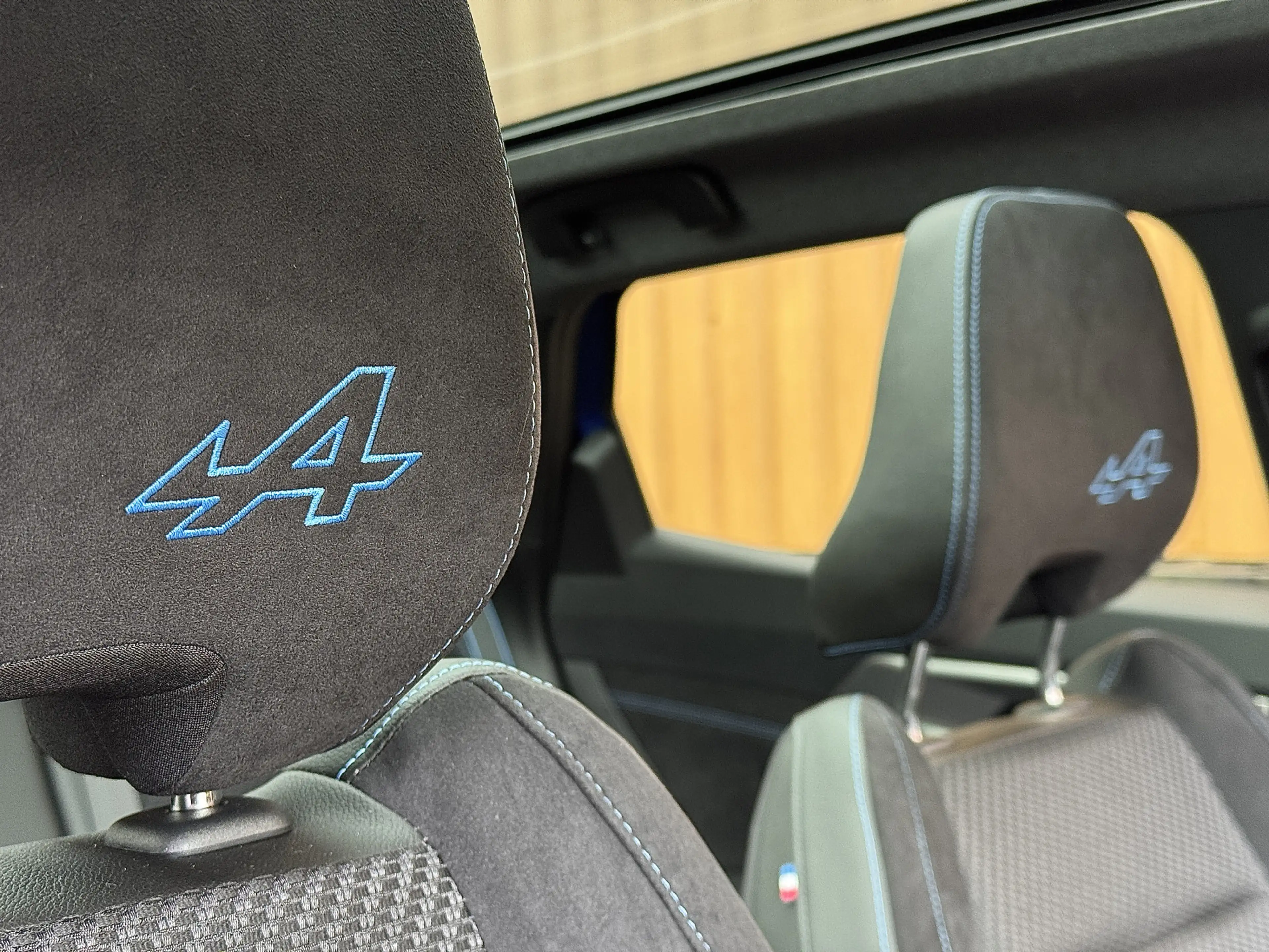 Renault Austral 1.2 E-Tech full hybrid 200 techno esprit Alpine | — photo 11