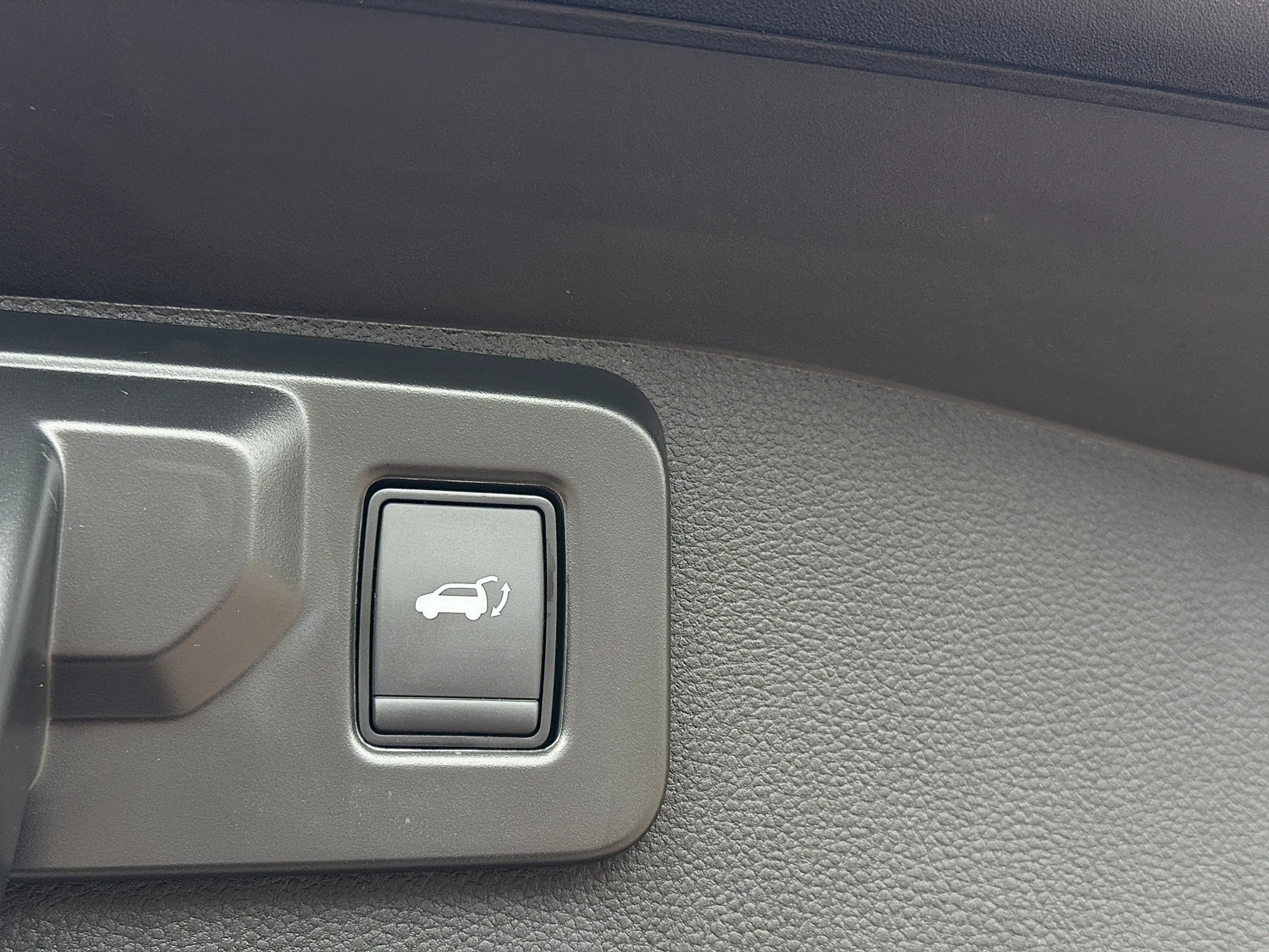 Renault Austral 1.2 E-Tech full hybrid 200 techno esprit Alpine | — photo 38