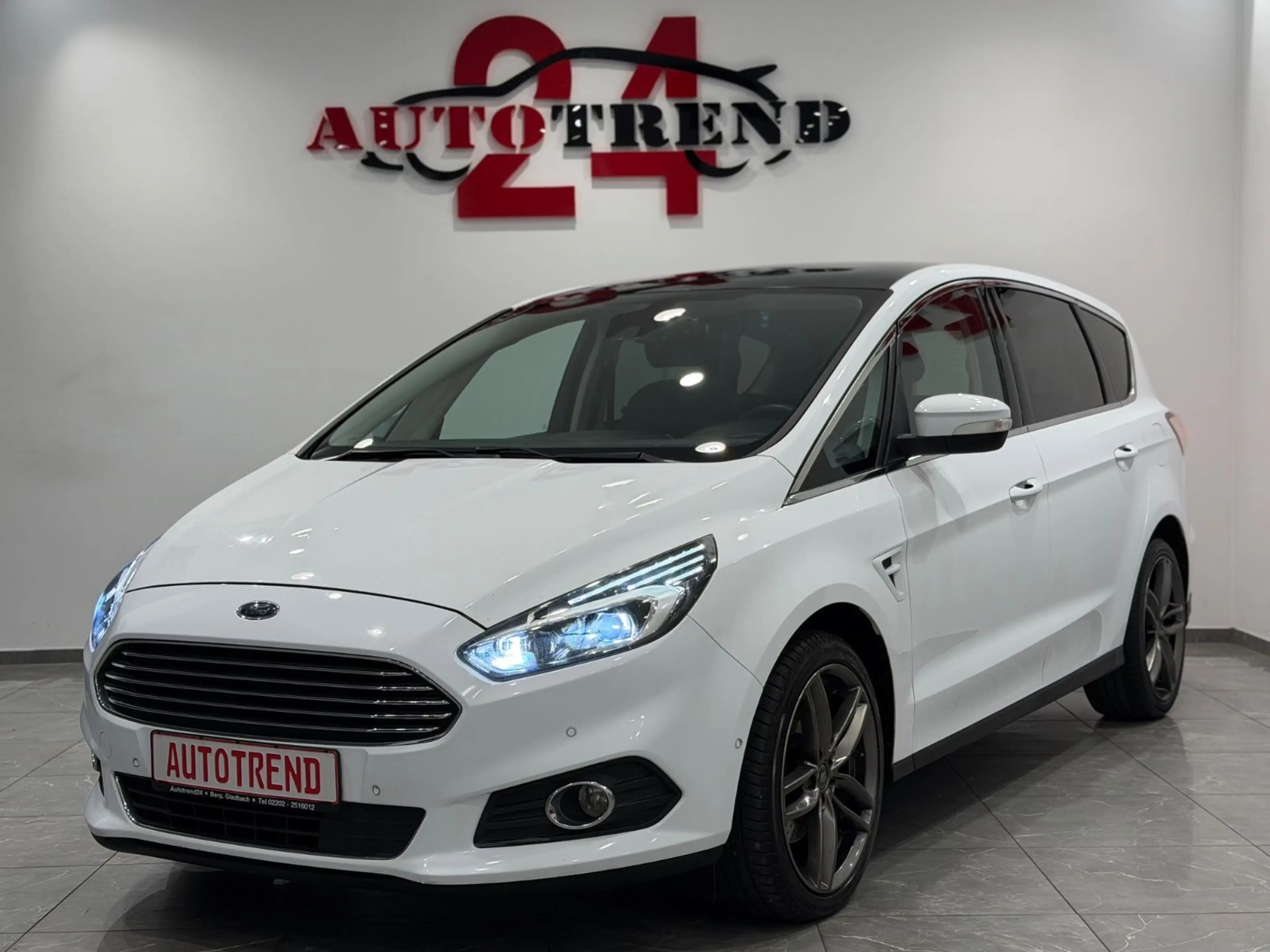 Ford S-Max S-MAX Titanium 7-SITZER AUTOMATIK+PANO+KAMERA — photo 3