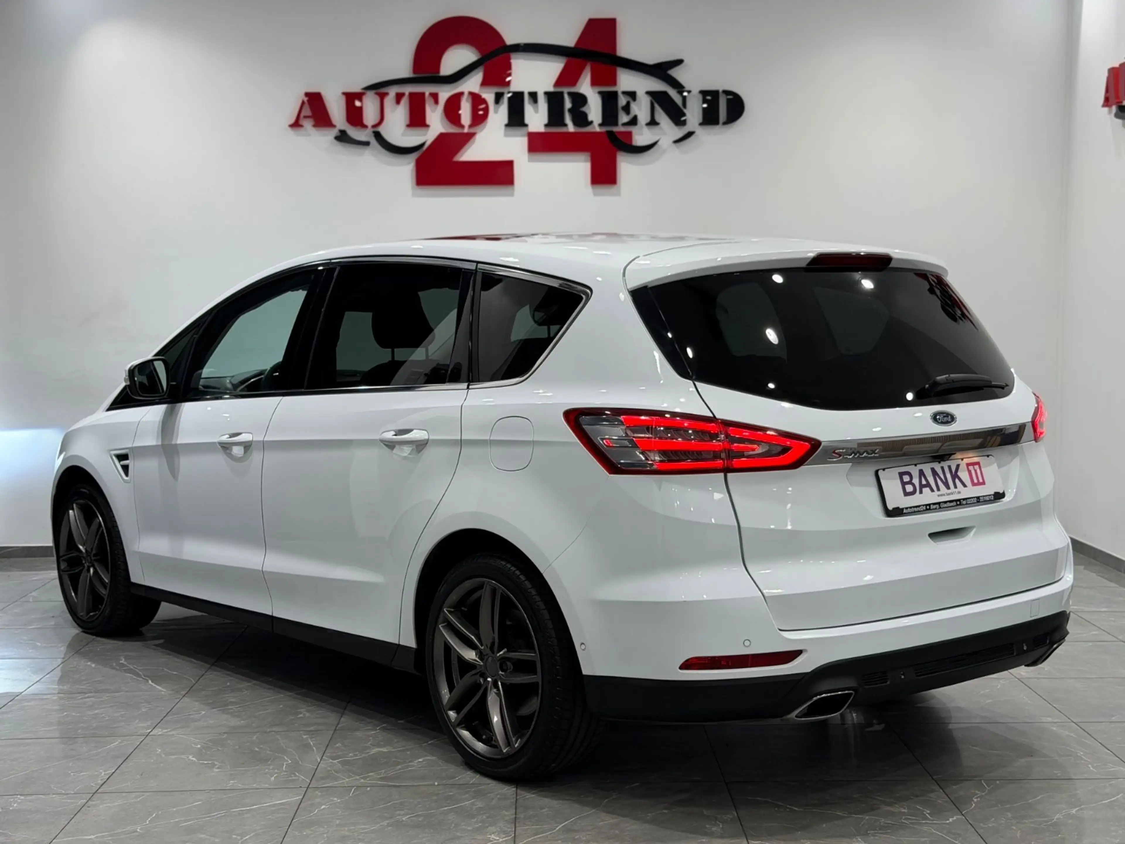 Ford S-Max S-MAX Titanium 7-SITZER AUTOMATIK+PANO+KAMERA — photo 11