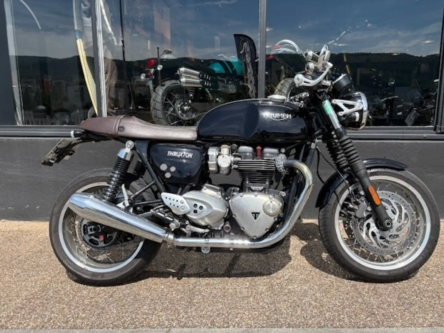 Triumph Thruxton Negru - 1