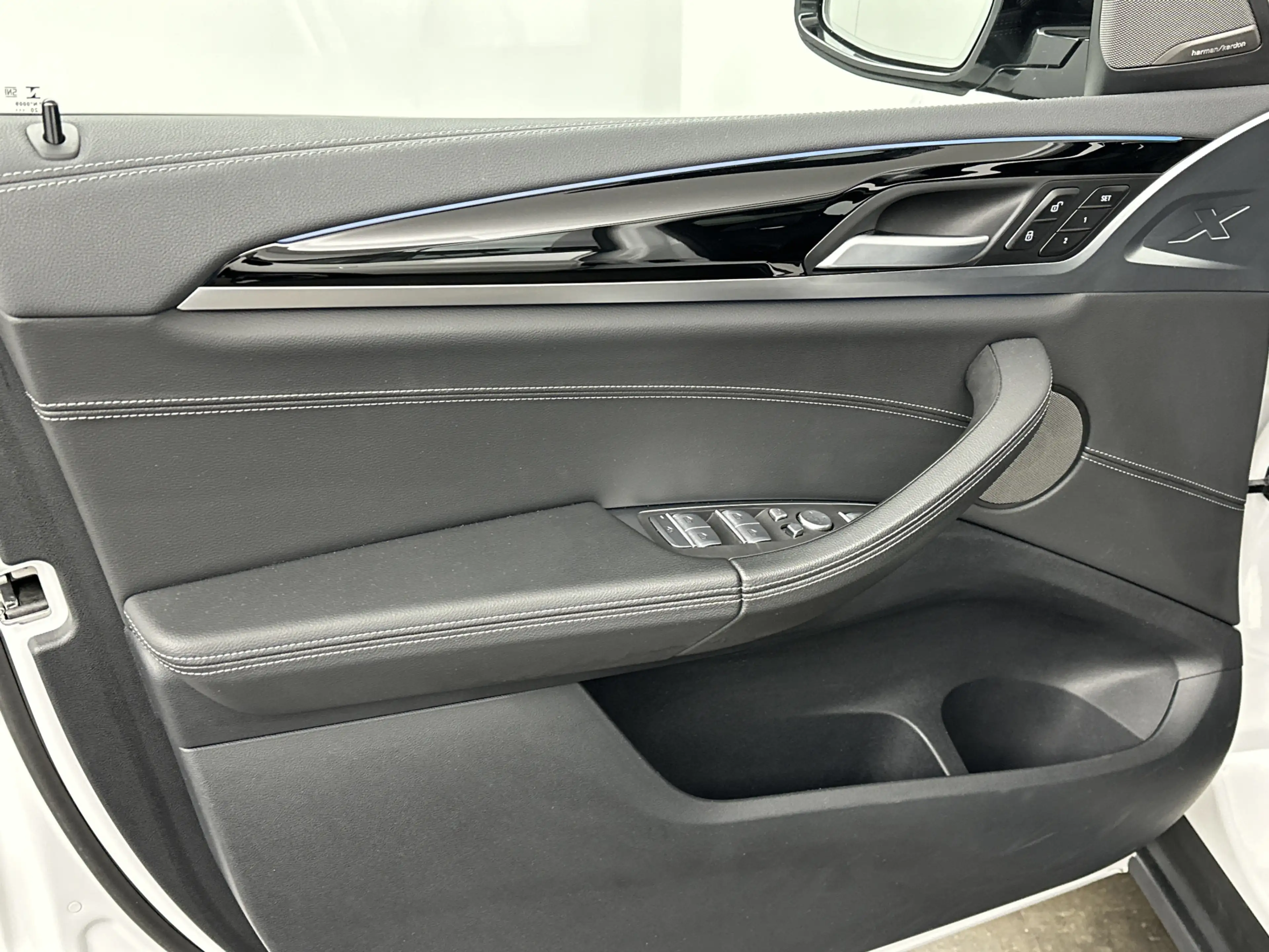 BMW iX3 High Executive 80 kWh | Comfort Access | Trekhaak — photo 9