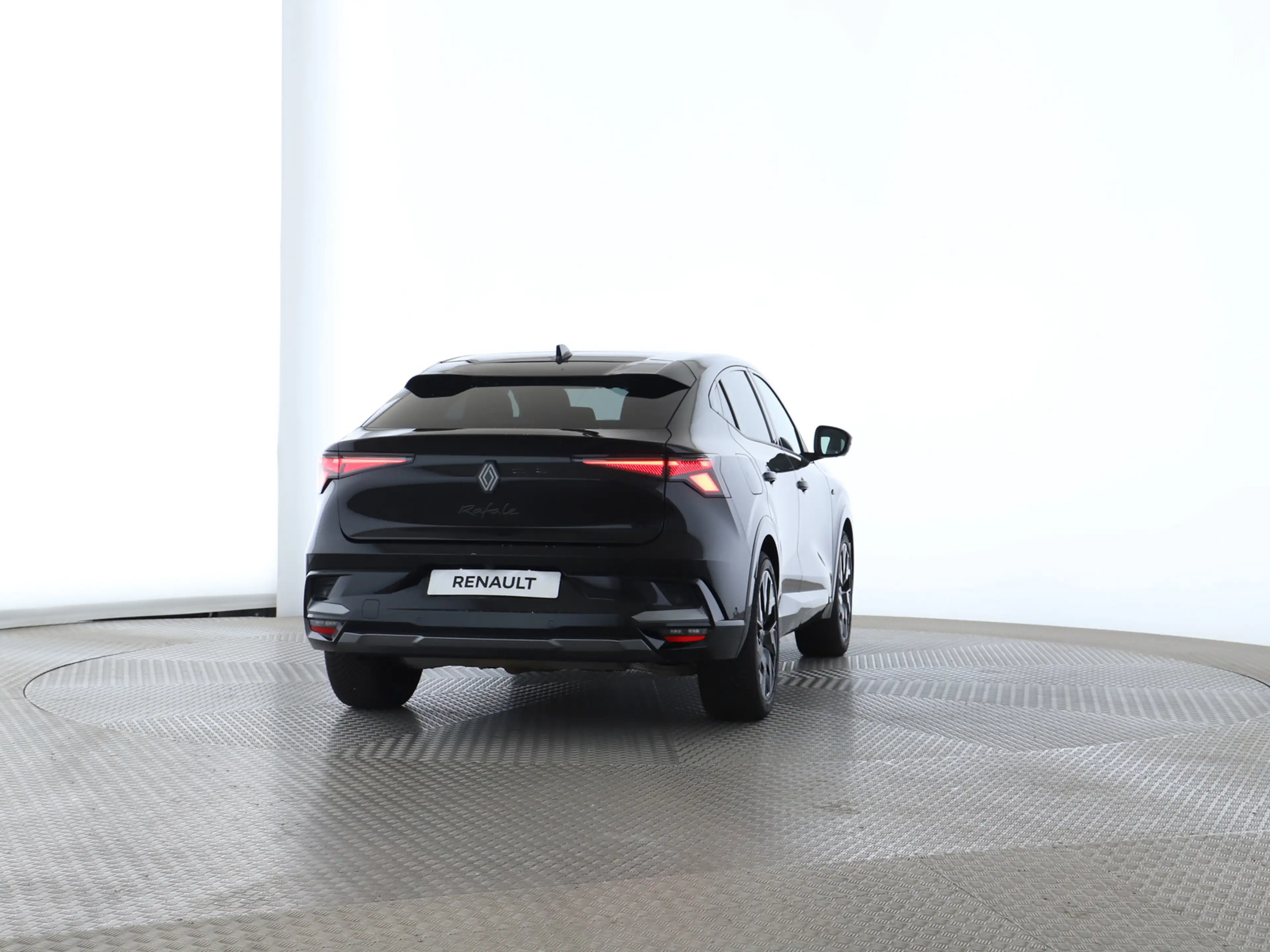 Renault Rafale 1.2 E-TECH Hybrid 200 Esprit Alpine — photo 15