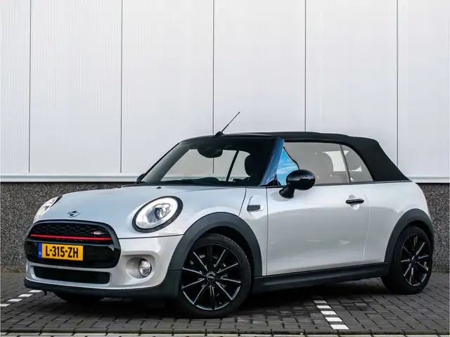 MINI Cooper Cabrio Mini 1.5 Chili | Black | Climate Control | Stoelve