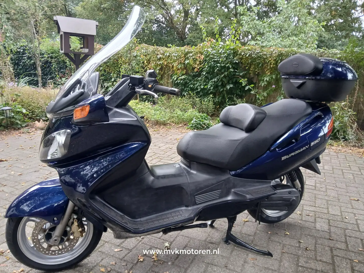 Suzuki Burgman 650 Blauw - 2