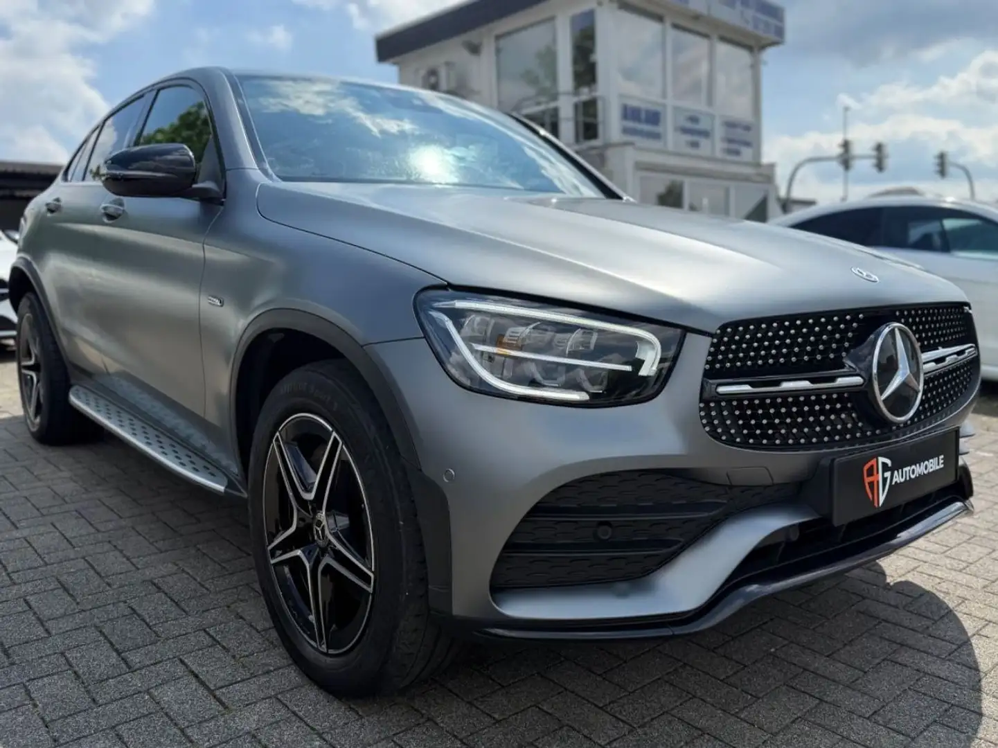 Mercedes-Benz GLC 300 e Coupe 4Matic "Burmester"MAGNO" Gris - 1