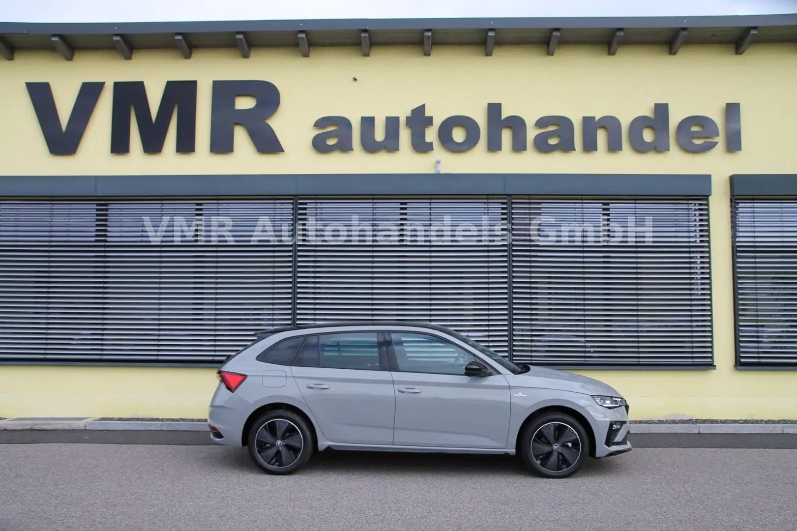 Skoda Scala 1.5 TSI DSG Monte Carlo *Pano*5J.Garantie* Gris - 1