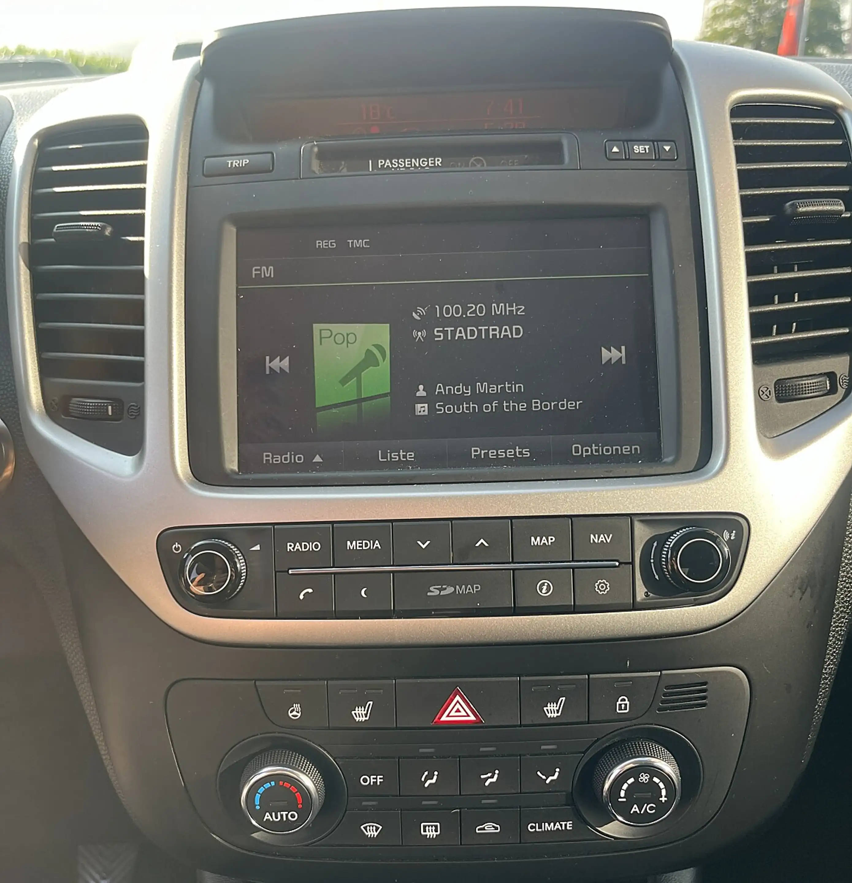 Kia Venga 1,6 MPI Gold — photo 14