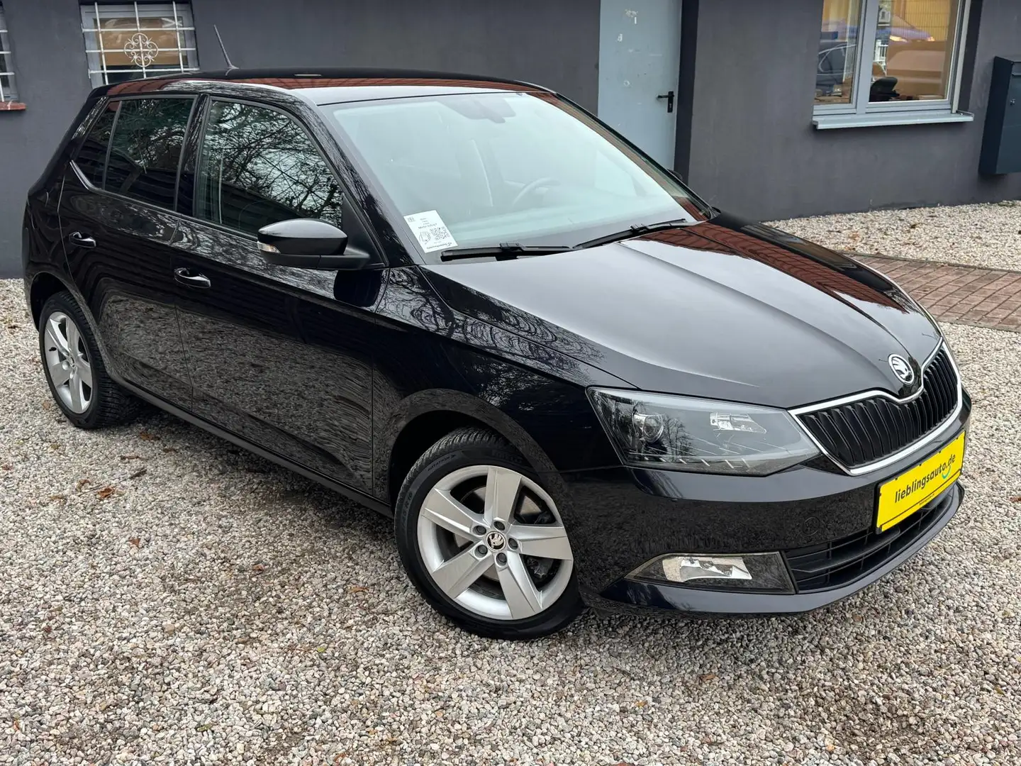 Skoda Fabia 1.2 TSI DSG Style CarPlay Keyless Sitzhzg. Negro - 2