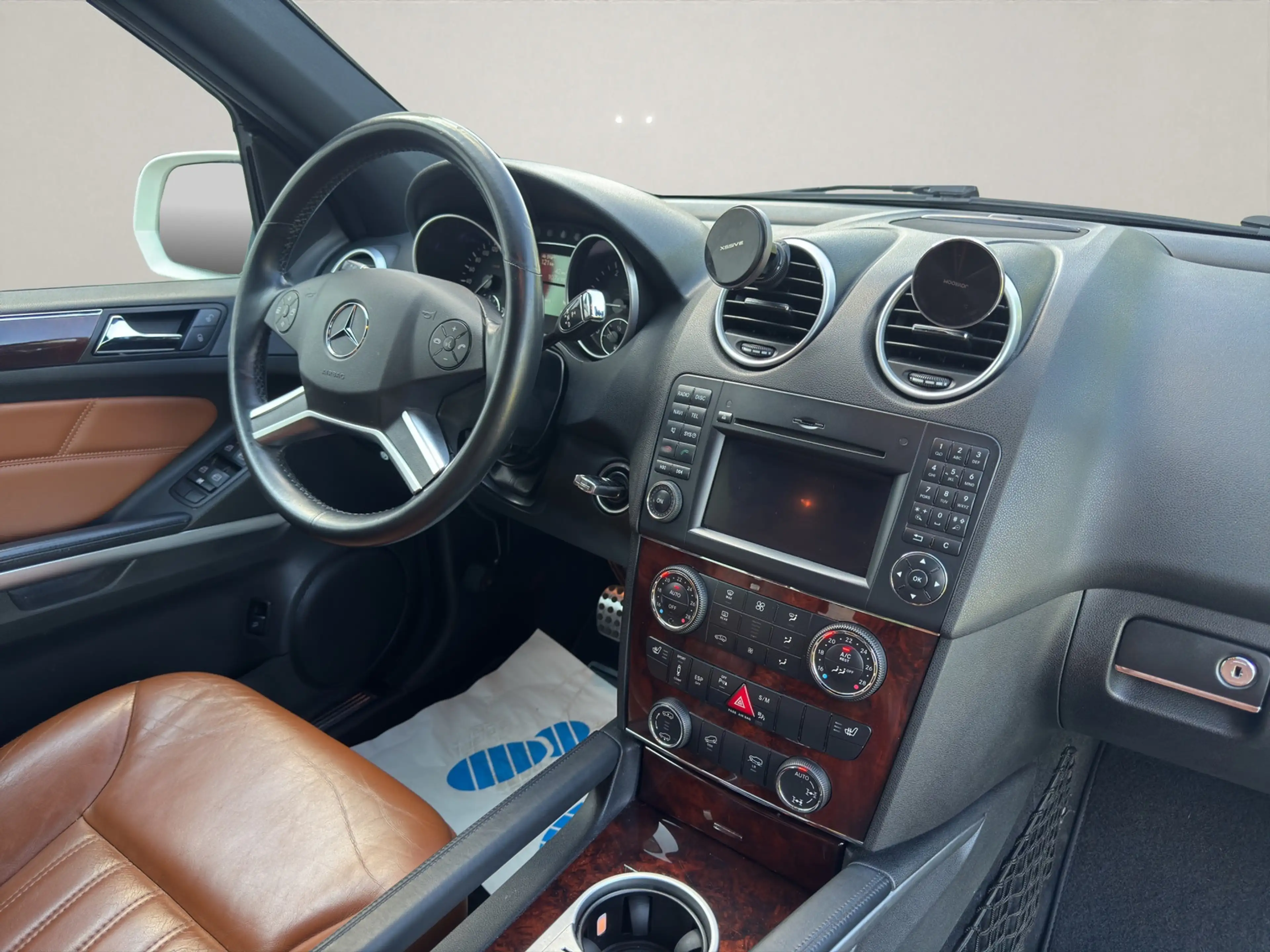 Mercedes-Benz ML 350 BlueTEC 4Matic 7G-TRONIC DPF Grand Edition~ALLRAD~ — photo 14