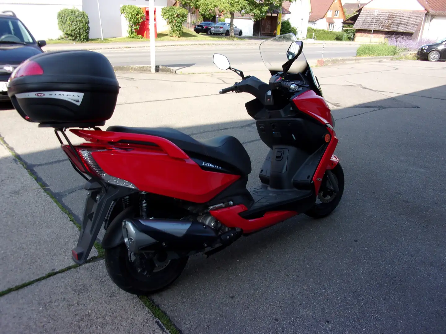 Kymco Grand Dink 300 Grand Dink 300 ABS Červená - 2