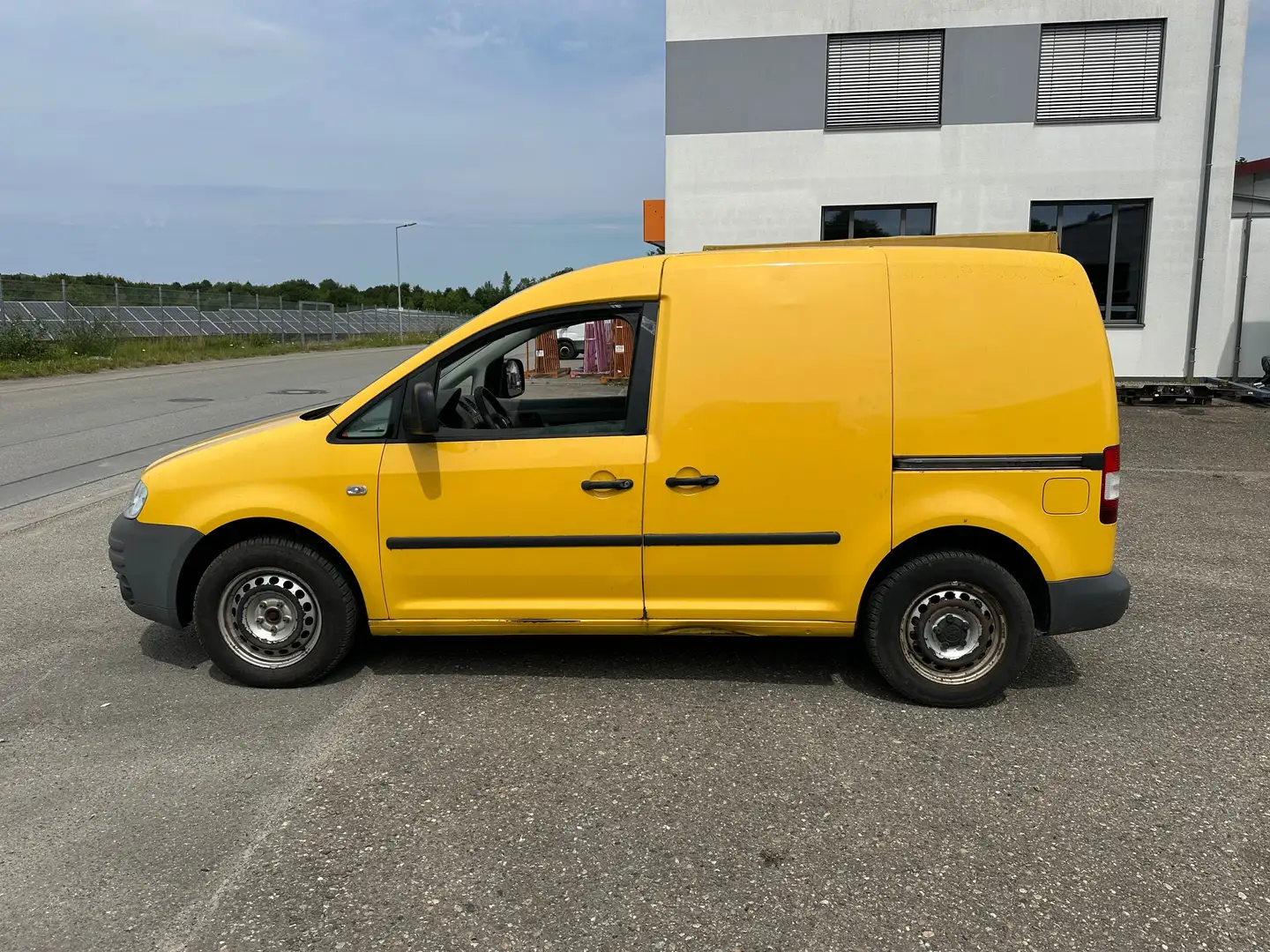 Volkswagen Caddy 1.9 TDI DPF Żółty - 1