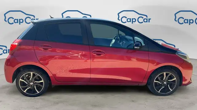 Toyota Yaris view 4