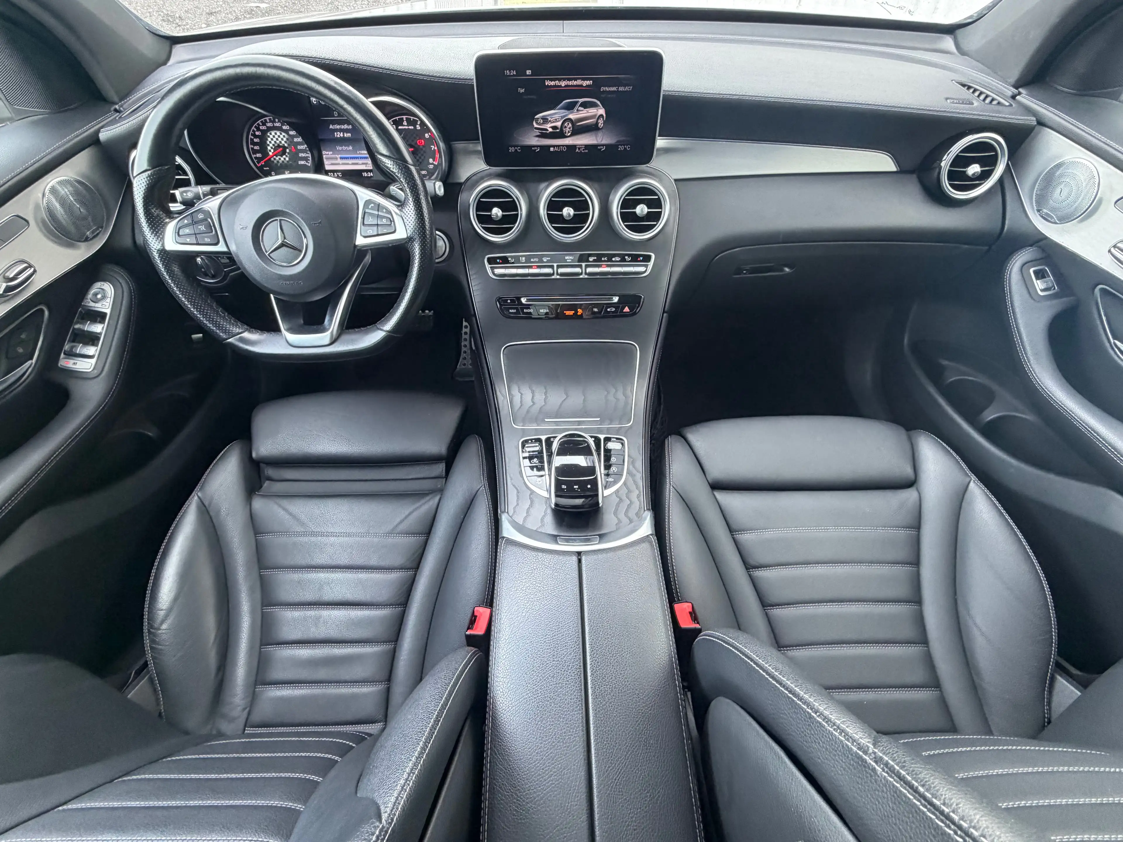 Mercedes-Benz GLC 43 AMG PANO-LED-AIRMATIC-360 CAMERA — photo 13
