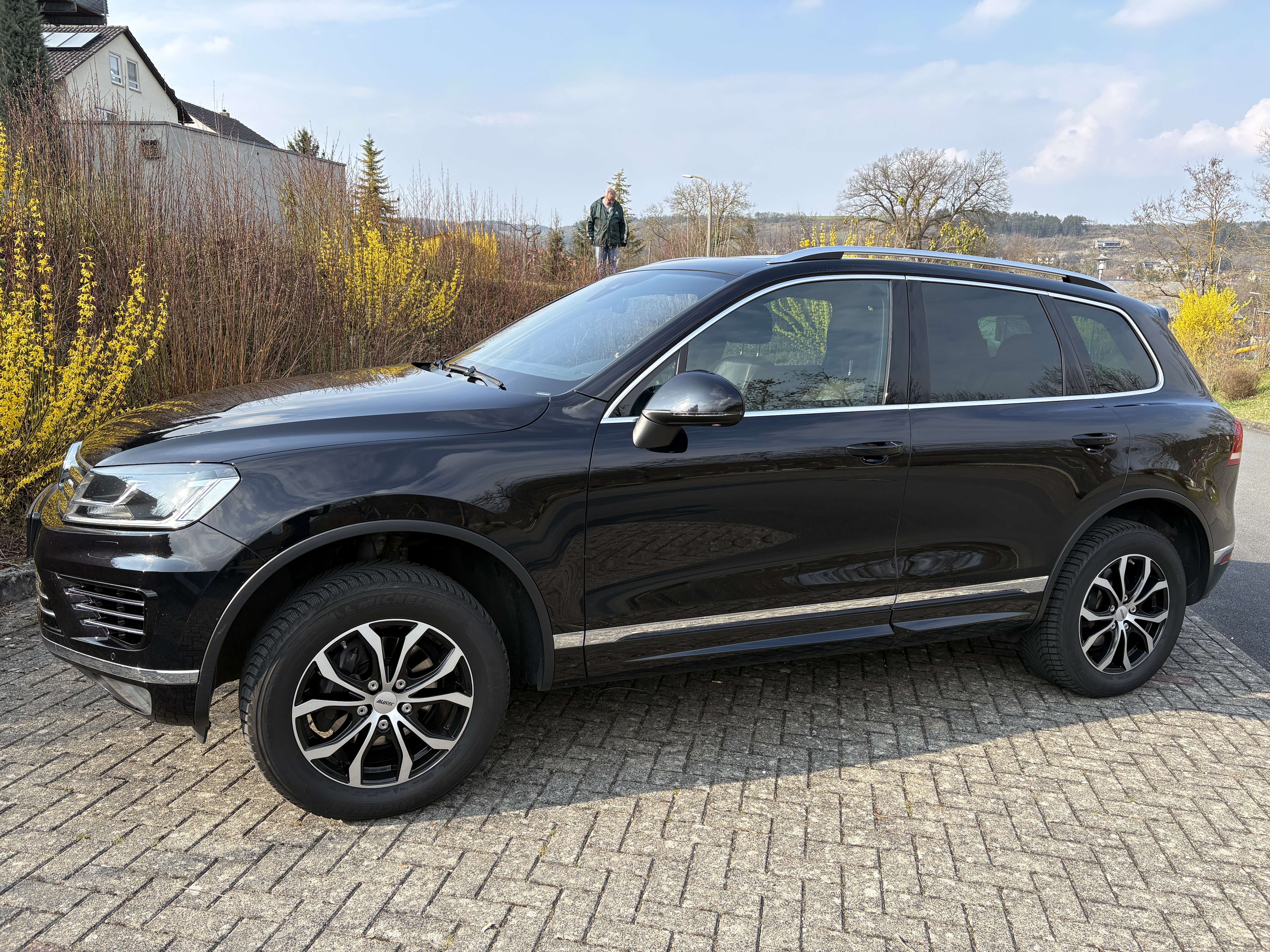 Second hand Volkswagen Touareg 3.0 TDI