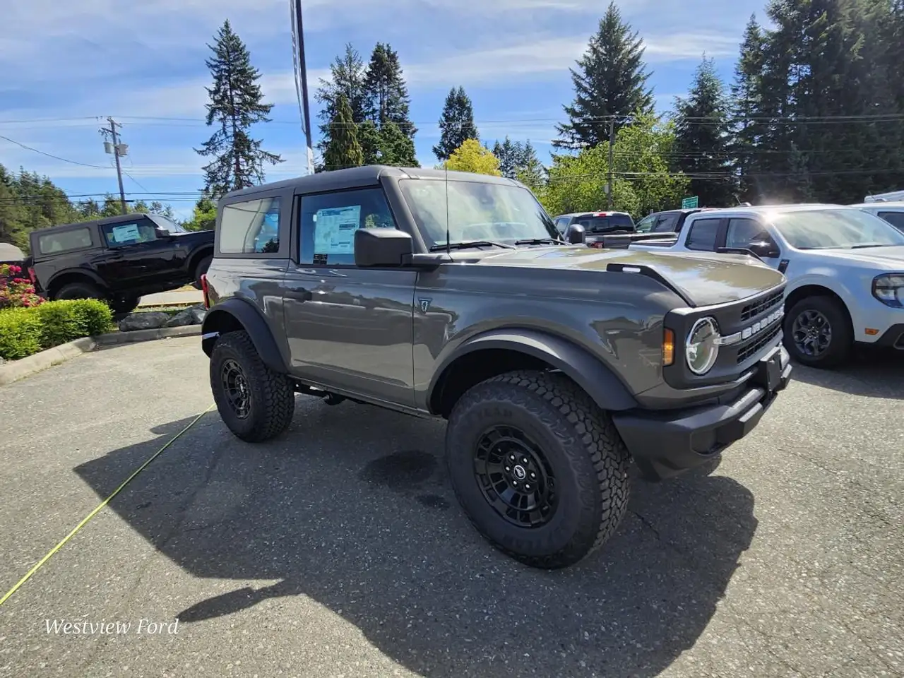 Ford Bronco снимка Ford Bronco