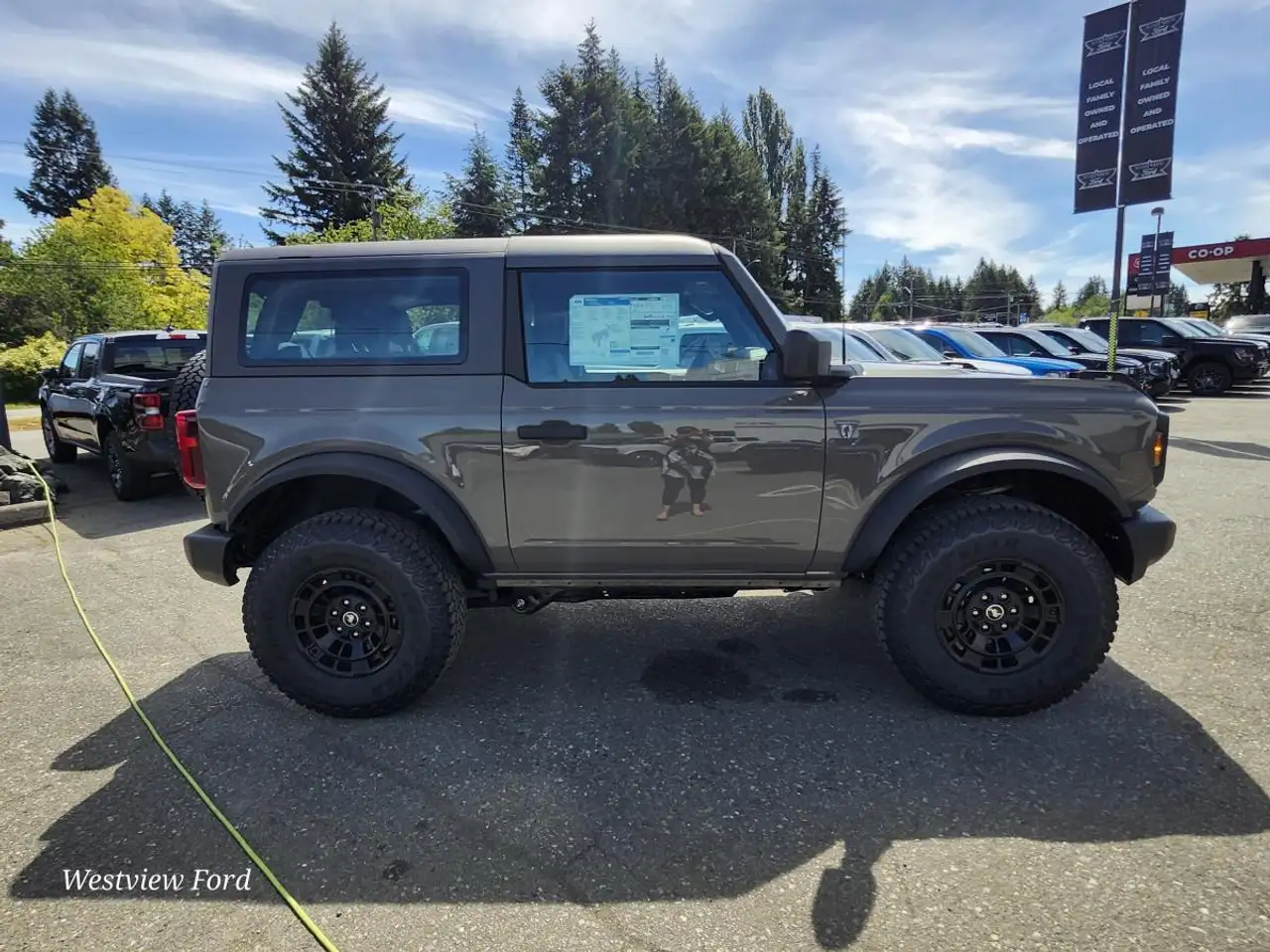 Ford Bronco снимка Ford Bronco
