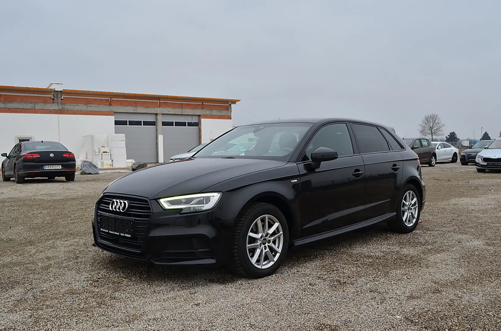 Audi A3 2.0 TDI SB 35 TDI design *S-LINE* Schwarz - 2