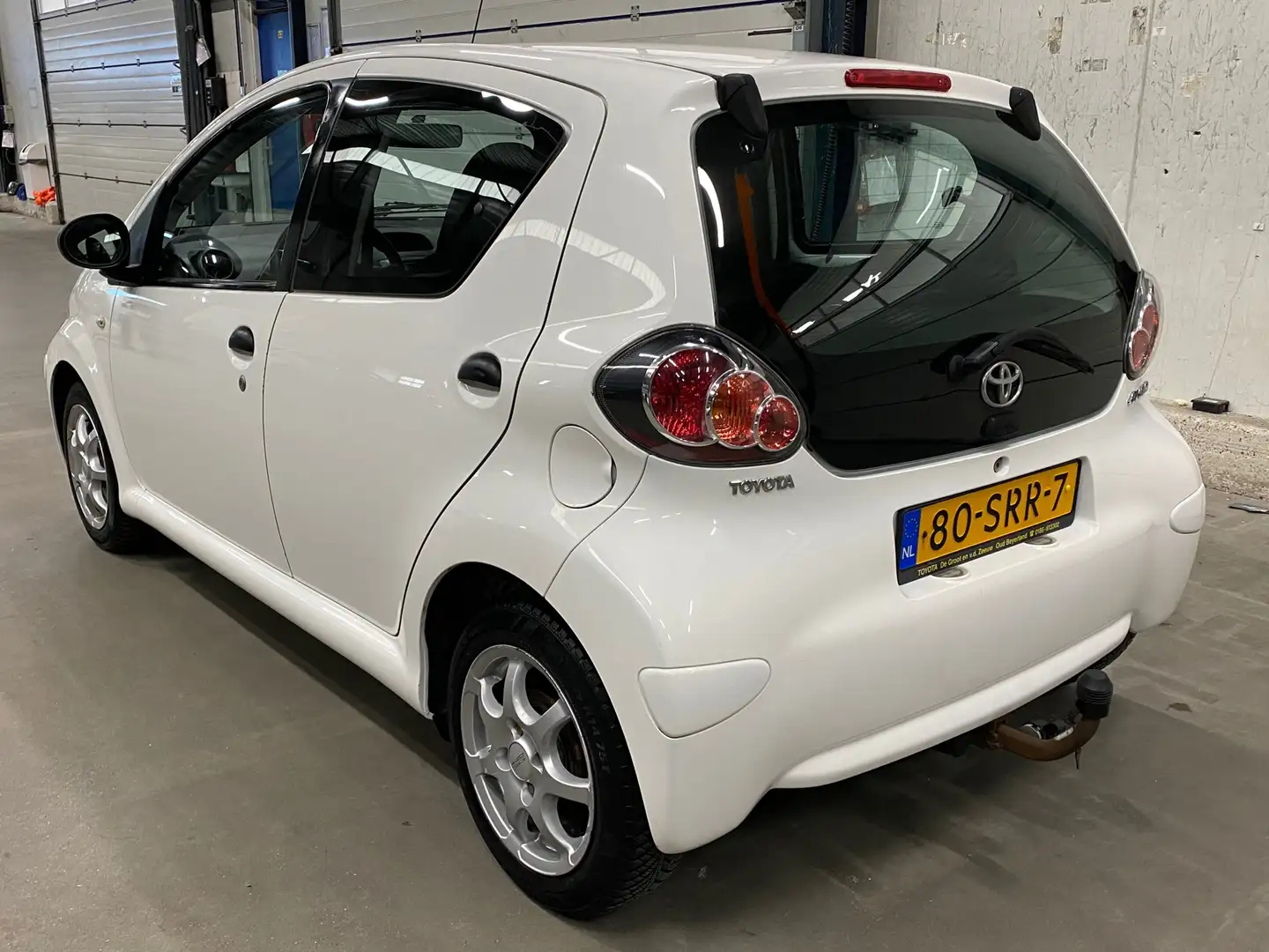 Toyota Aygo 1.0-12V Cool|Airco|5 Deurs| Weiß - 2